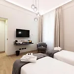 Foresteria Di Piazza Cavour - Luxury Suites & Guest House